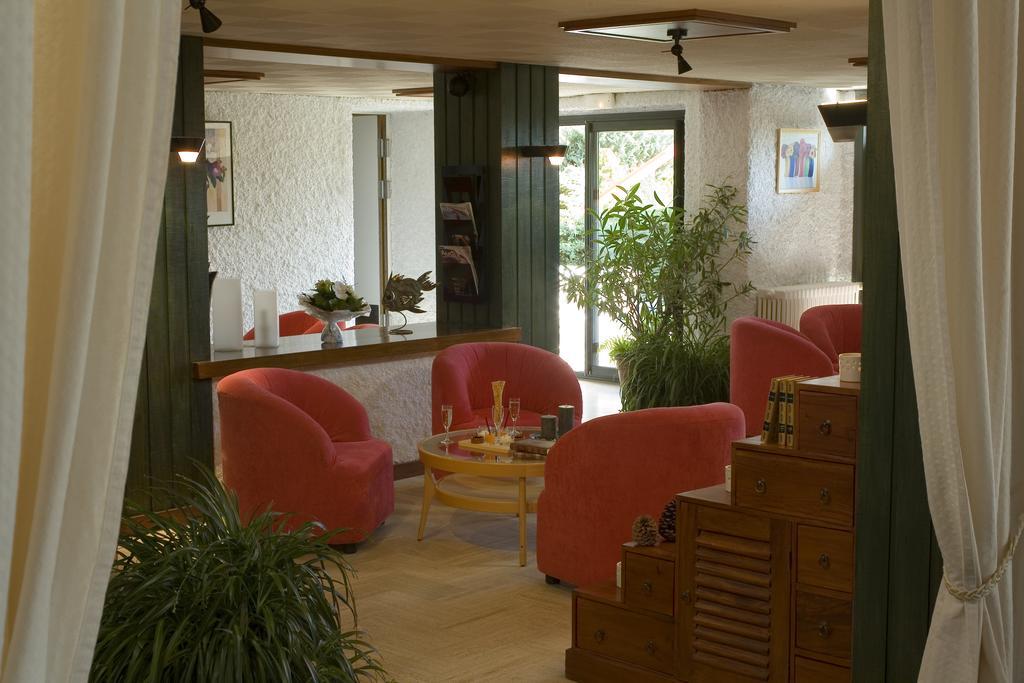 Logis Hotel Clair Matin Le Chambon-sur-Lignon Buitenkant foto