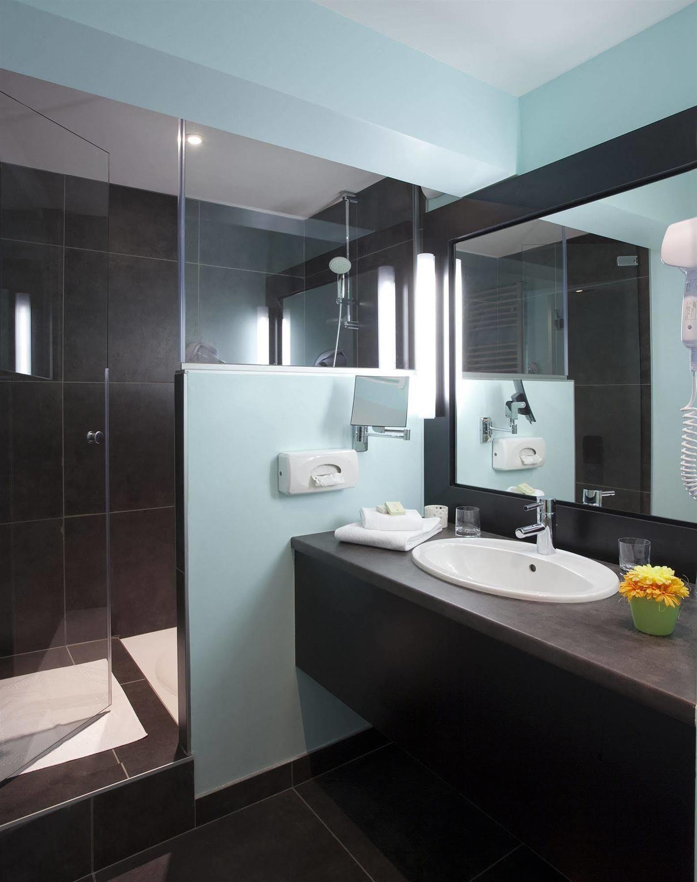 Logis Hotel Clair Matin Le Chambon-sur-Lignon Buitenkant foto